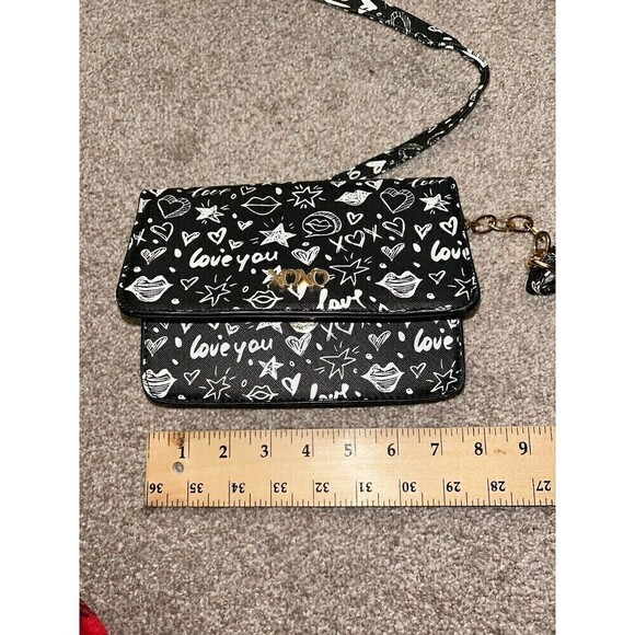 XOXO Graffiti Black White Purse Half Chain Strap‎ Card Slot Inside Front Pocket - Picture 4 of 6